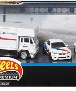 HOT WHEELS PREMIUM COLLECTORS SET FLEET FLYER