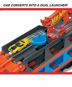 HOT WHEELS SPEEDWAY HAULER CARRY CASE -Toddler toy car Shop GVG37 03 d60369db f341 4b07 b19f 6a021e8c80db