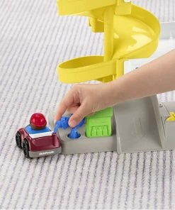 FISHER-PRICE LITTLE PEOPLE HELPFUL NEIGHBOR'S GARAGE -Toddler toy car Shop Image2 4axdvw c1663292 6649 42d0 8c0b fc0597ea9bdd