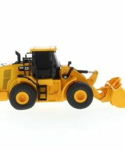 CAT RC 950M WHEEL LOADER 1:35